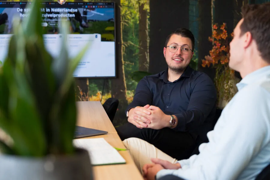 Ondernemers van Wux bespreken de resultaten van geautomatiseerde systemen en digitale tools voor mkb-bedrijven.