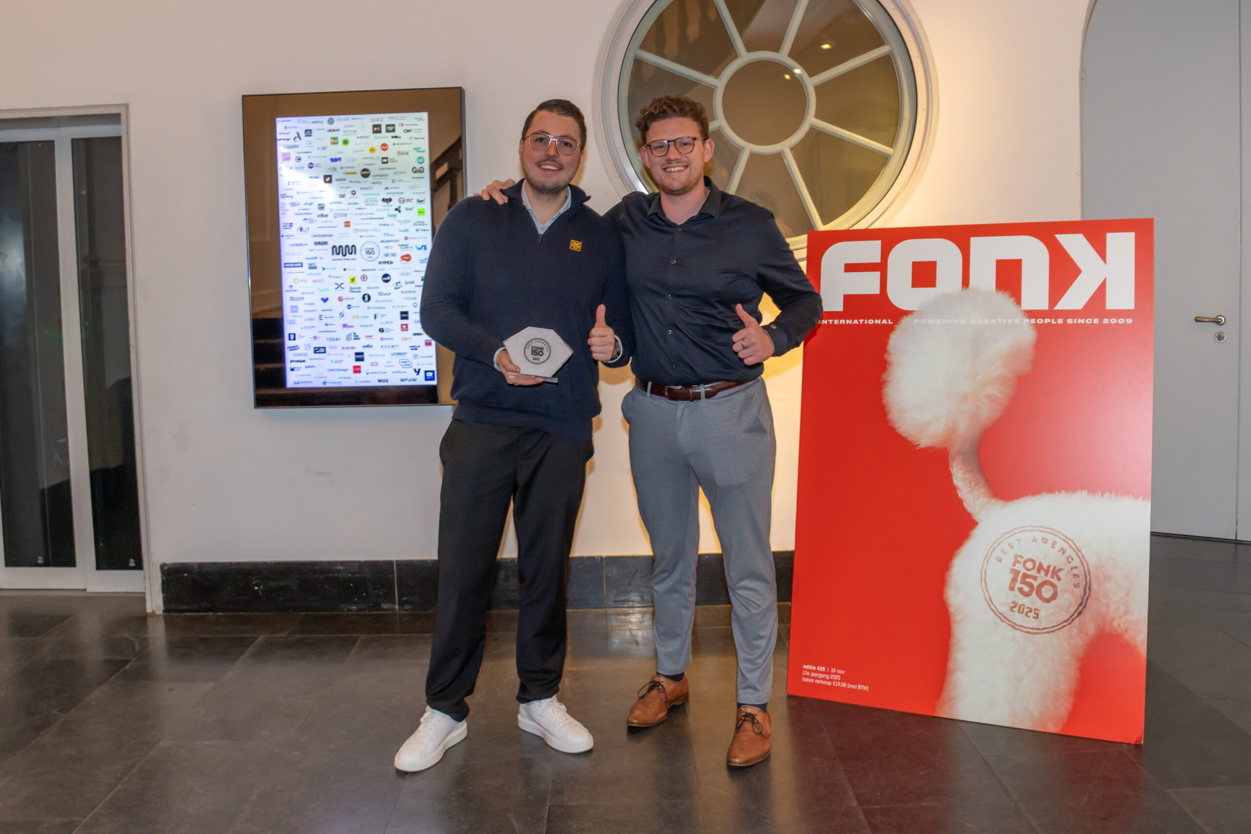 Twee medewerkers van Wux tijdens de FONK150-uitreiking 2025.