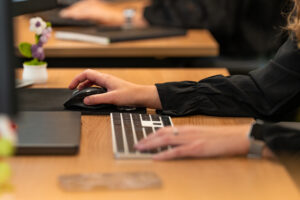 Technische optimalisatie van een WooCommerce webshop door het development team van Wux.