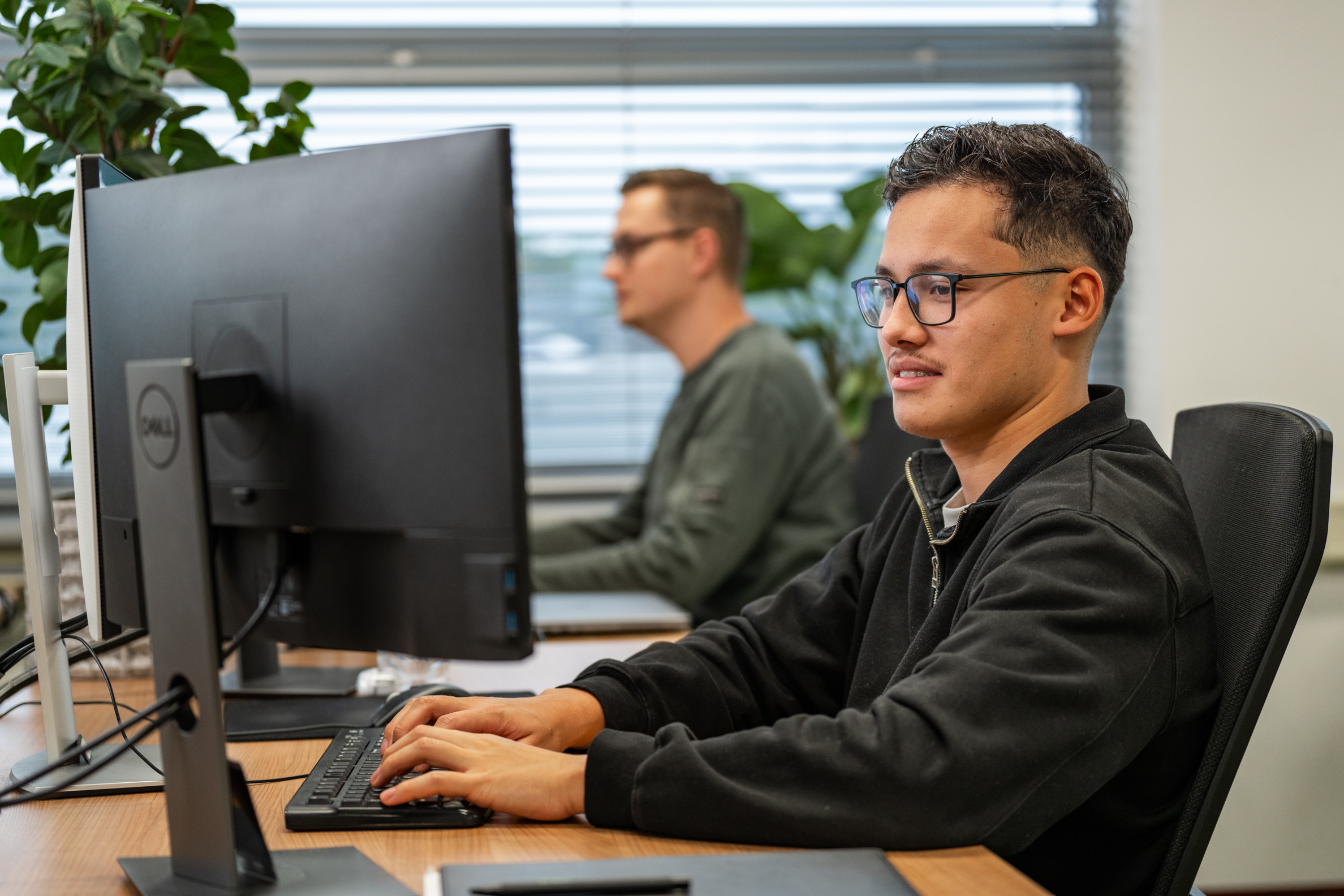Automatisering specialist van Wux werkt aan procesautomatisering